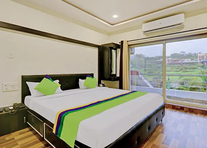 Treebo Paradise Inn With Mountain View