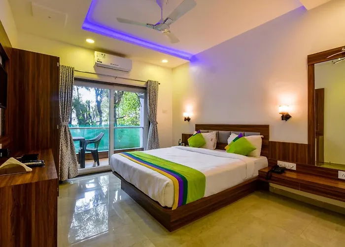 Treebo Prince Palace With Swimming Pool